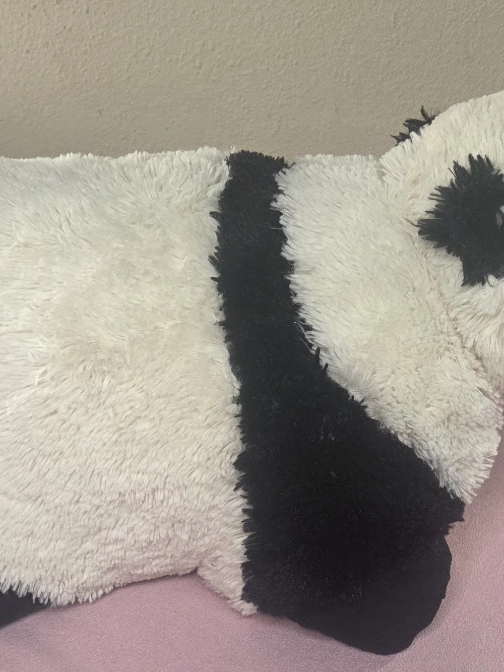 Pillow Pet Plush Panda - White & Black Cuddler